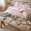 Comment sublimer votre chambre en personnalisant une housse de couette haut de gamme