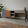 Le bureau à la maison : le fondre dans la déco du salon plutôt que le cacher