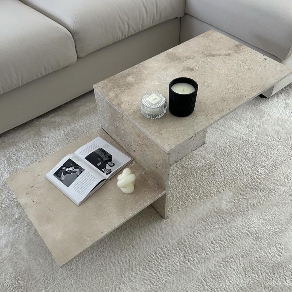 Table basse travertin (bord angle droit)