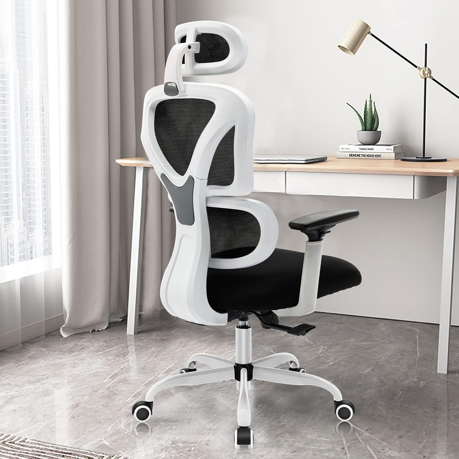 Chaise de Bureau Ergonomique, Fauteuil de Bureau en Maille Respirante Confortable avec Support Lombaire, Appuie-tête et accoudoir réglables,d'ordinateur à Haut Dossier,Blanc