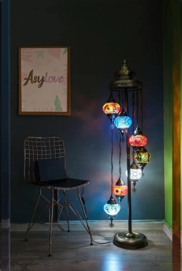 Lampe de sol turque faite à la main 7 ampoules Lampe de sol orientale mosaïque multicolore