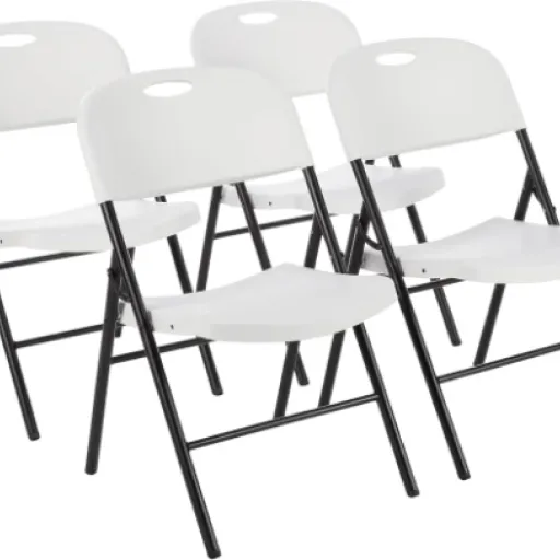 Test Amazon Basics chaises pliantes : les 4 chaises « tout-terrain » qui font le job sans chichi