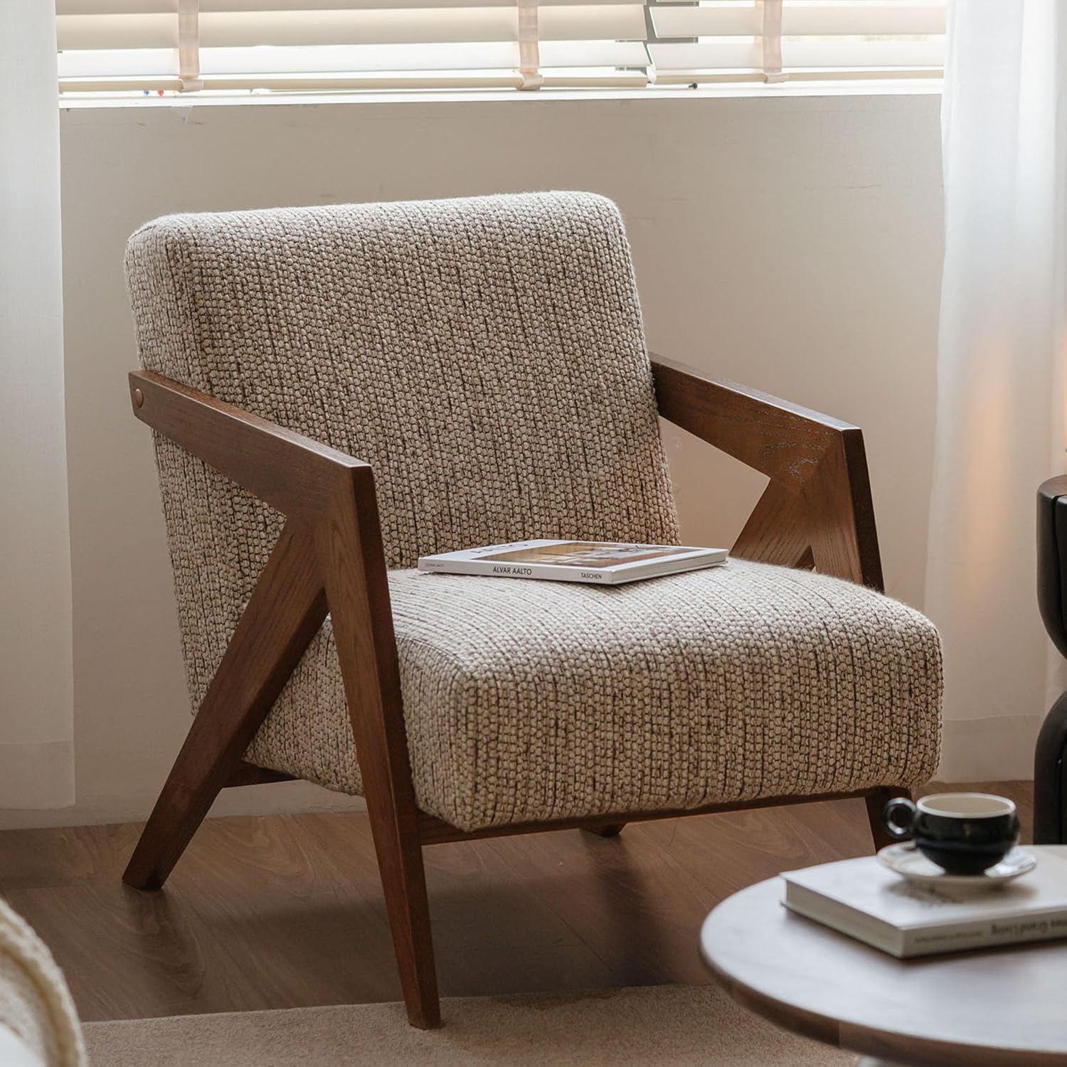 Fauteuil en Bois de Chêne Massif, Design Moderne du Milieu du Siècle, Livré Assemblé, Fauteuil pour Salon, Chambre, 62 x 87 x 78 cm, Noyer