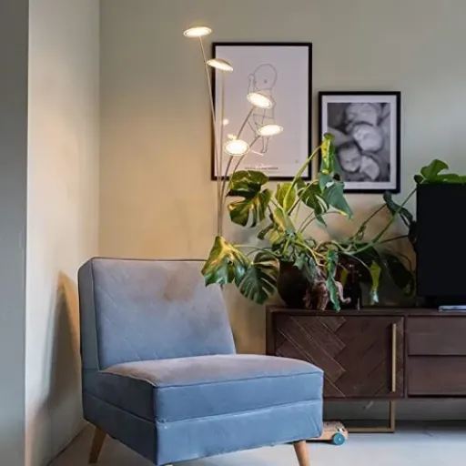 Test Qazqa Sixties Trento : le lampadaire multi-bras qui éclaire (presque) tout le salon